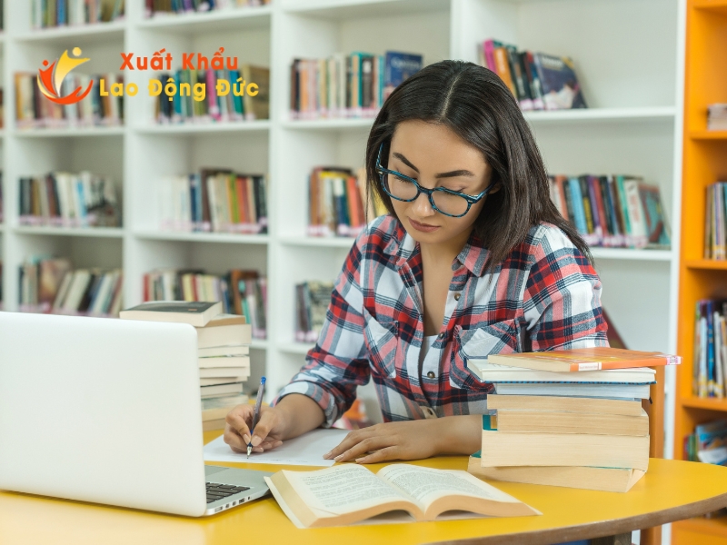 Chuẩn bị kỹ lưỡng hồ sơ trước khi xin